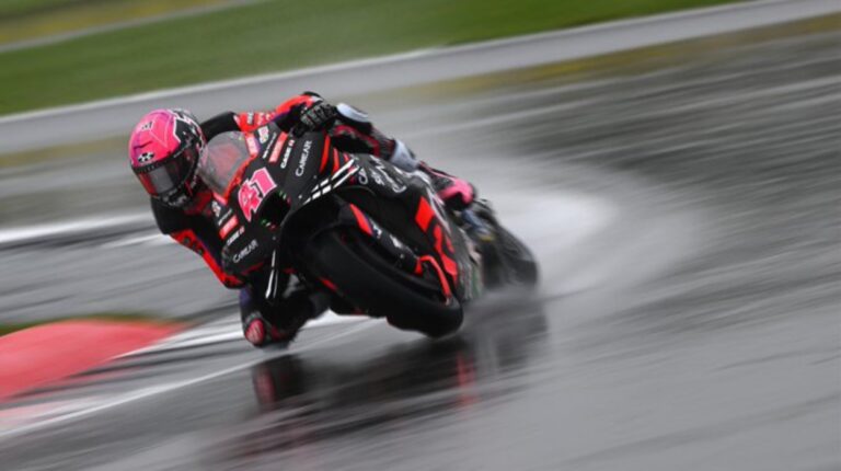 Aleix Espargaró le ganó la pulseada a Bagnaia en Silverstone