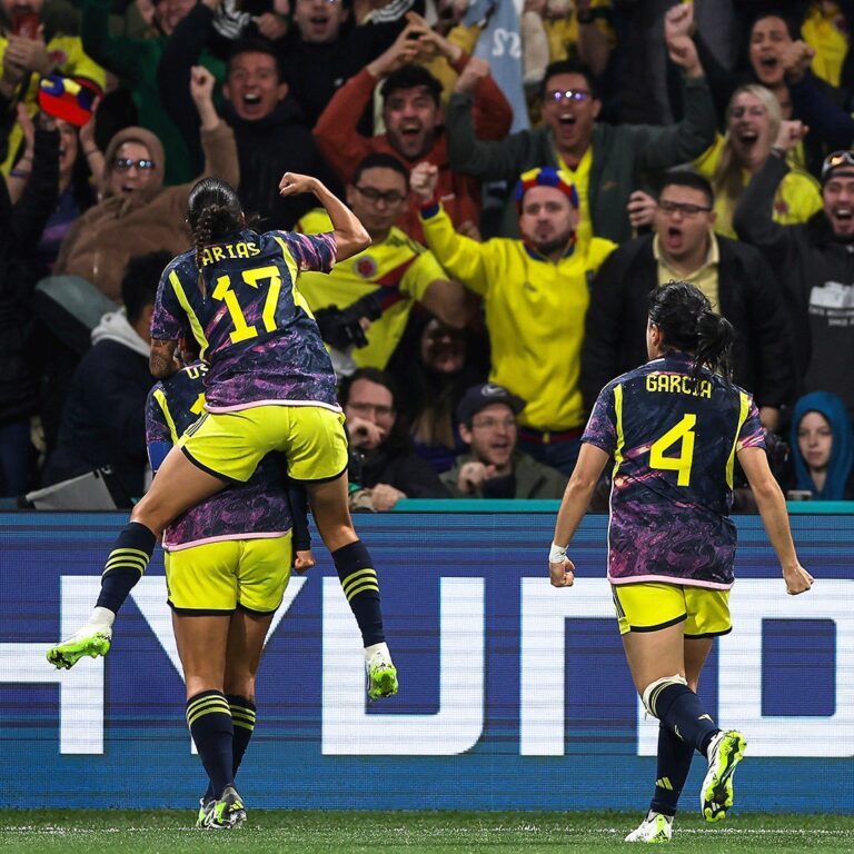 Colombia logró histórico pase a los cuartos de final de la Copa del Mundo