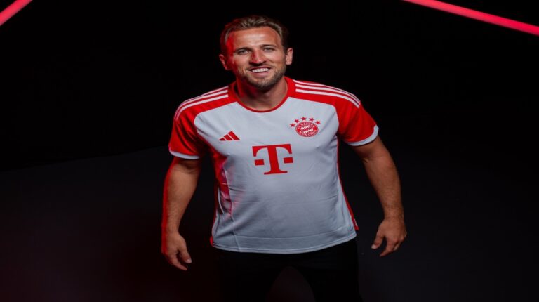Harry Kane ya posa con los colores del Bayern Múnich