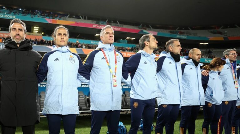 Once miembros del cuerpo técnico de la selección femenina de España dimitieron