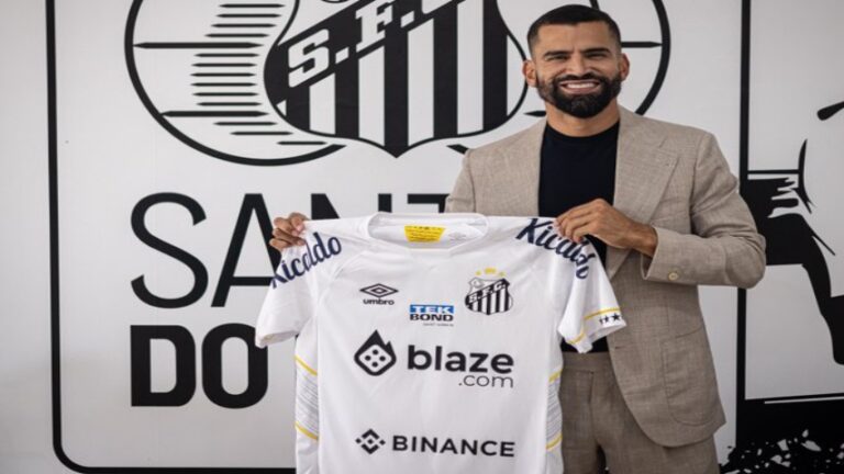 Santos presentó a Tomás Rincón