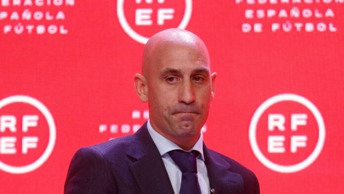 FIFA abre procedimiento contra Luís Rubiales