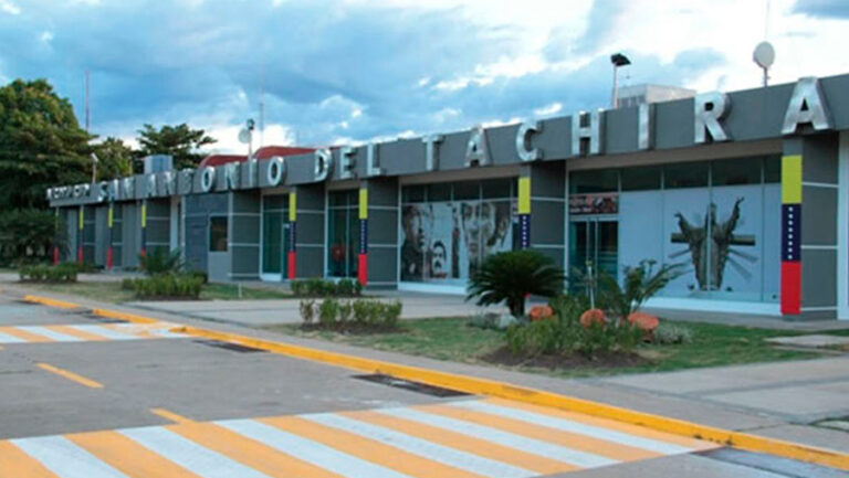 Afinan detalles para reactivar vuelos en Táchira