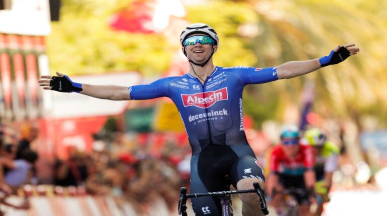Kaden Groves fue el emperador del sprint en Tarragona