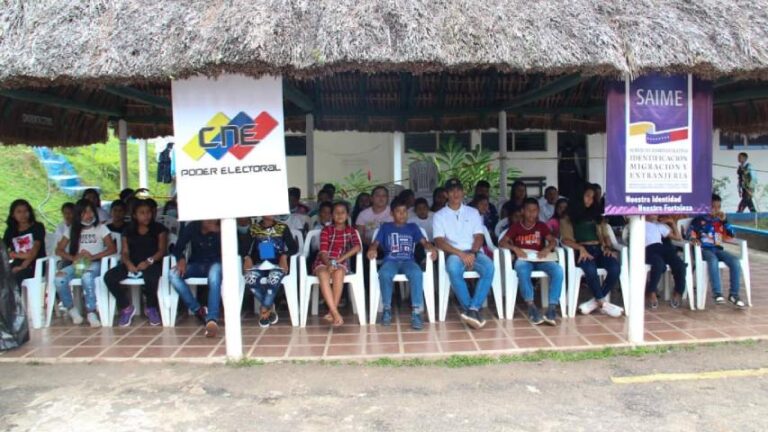 Saime benefició a más de 2 mil niños y adolescentes indígenas en Santa Elena de Uairén