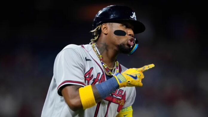 Acuña sigue en carrera por el 40-70