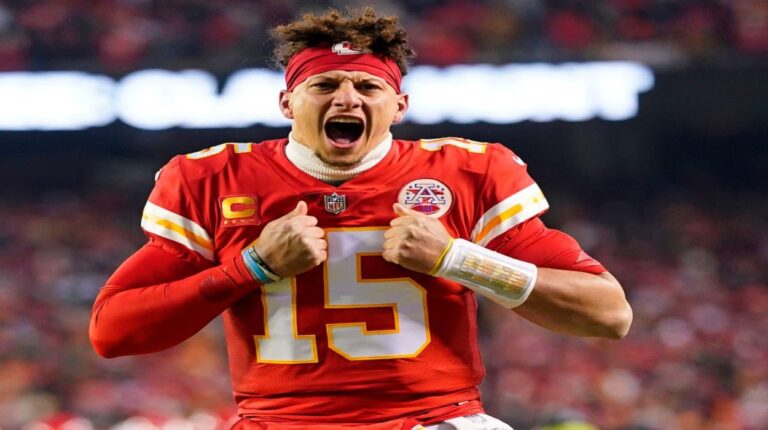 Patrick Mahomes extendió su contrato con los Chiefs por cuatro años