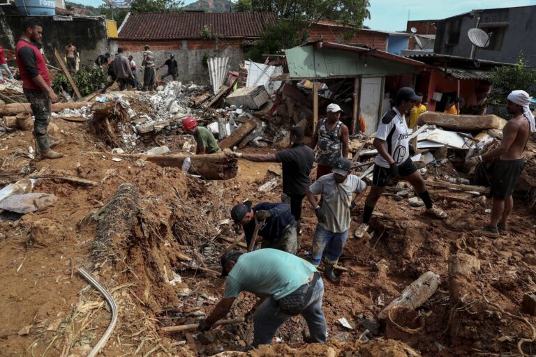 Ciclón causó cuatro muertos y varios daños en Brasil