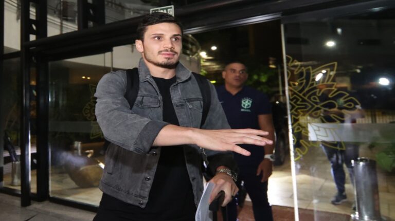 Brasil inició su concentración en Belém a la espera de sus estrellas