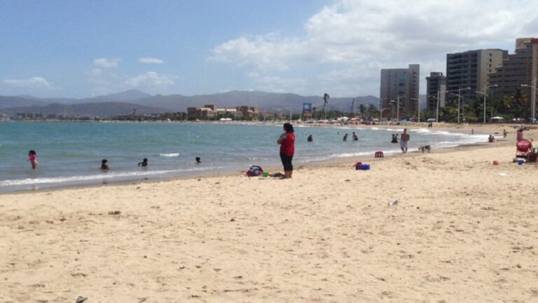 Lechería incorpora nueva maquinaria para limpiar las playas