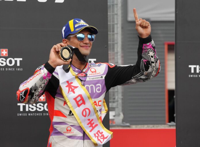 Jorge Martín suma su tercera victoria en una carrera marcada por dos banderas rojas
