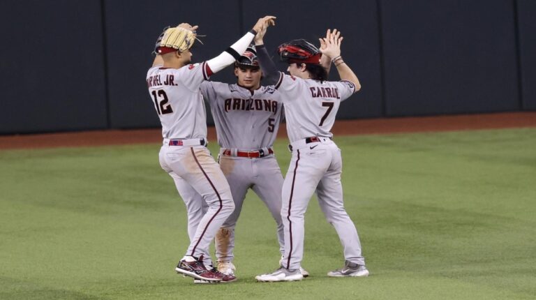 Diamondbacks desató su poder para igualar la Serie Mundial