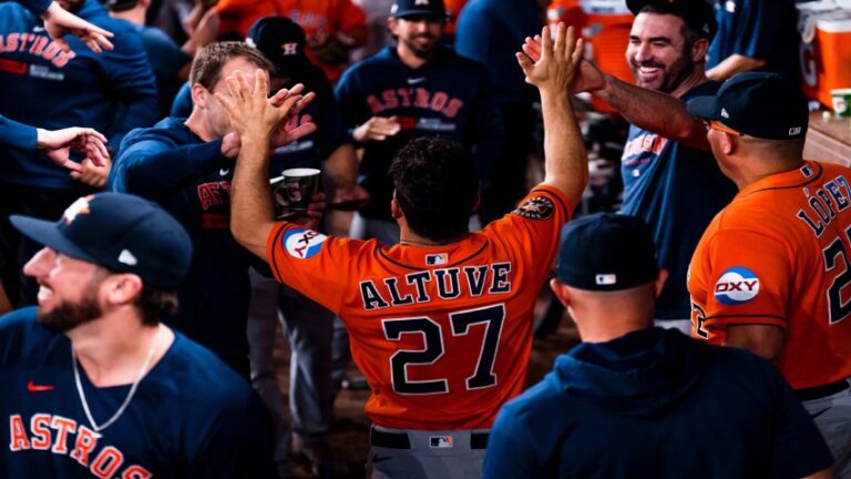 Houston niveló la Serie de Campeonato ante Texas