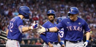 Seager comandó la victoria de Rangers en tercero de la Serie Mundial