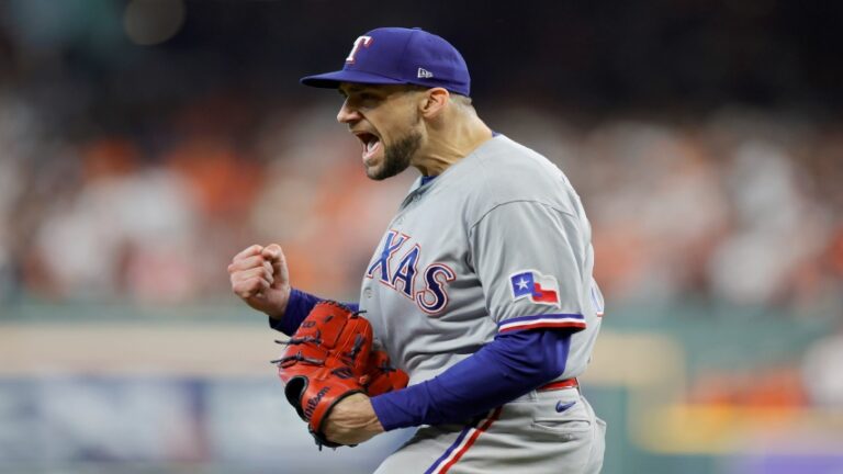Nathan Eovaldi condujo a Rangers a la victoria