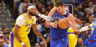 Jokic comandó a Nuggets en el inicio de la NBA