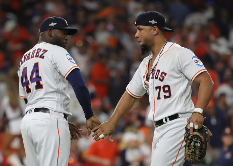 José Abreu comandó a Astros de Houston