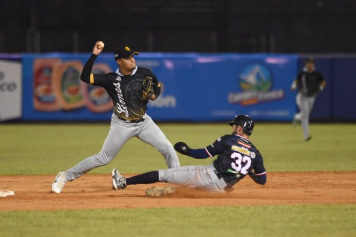 Leones derrotó a Tigres en primer duelo de pretemporada