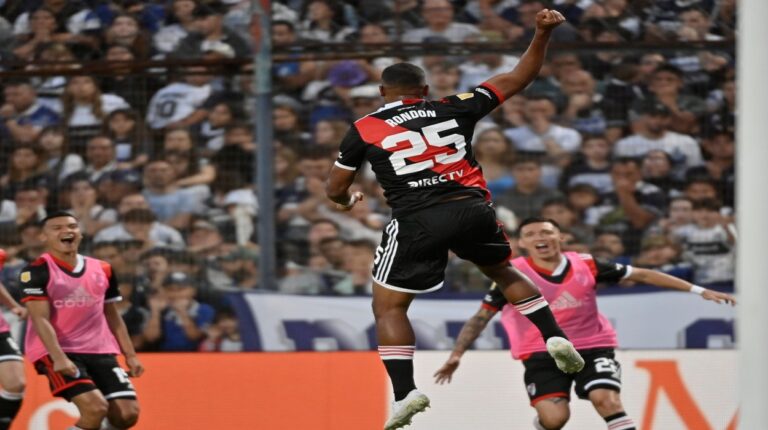River Plate continúa disfrutando de los goles del «Gladiador»