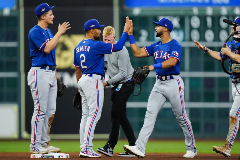 Rangers de Texas tomó ventaja en la Serie de Campeonato