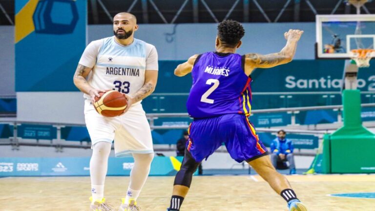 Argentina superó a Venezuela en el inicio de Santiago 2023
