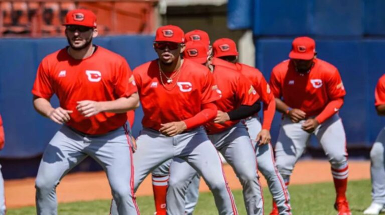 Cardenales le dio la bienvenida a dos de sus importados