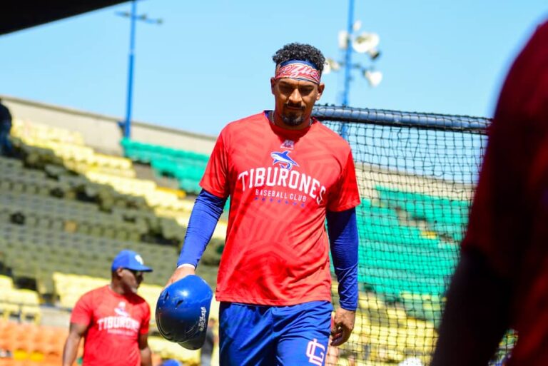 Danry Vásquez se reportó a prácticas escualas