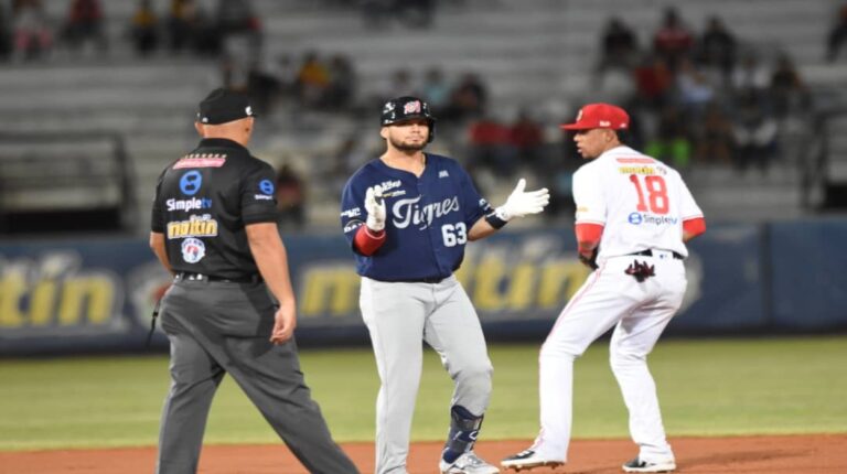 Tigres bajó de las nubes a Cardenales
