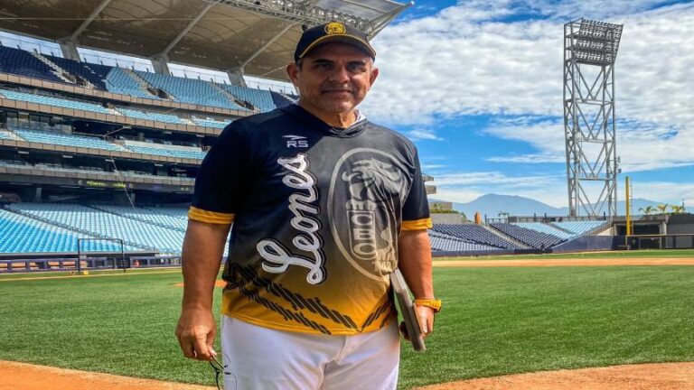 Wilson Álvarez se incorporó a entrenamiento de Leones