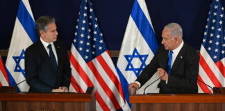 Blinken afirma en Tel Aviv que mientras EEUU exista Israel no tendrá que defenderse solo
