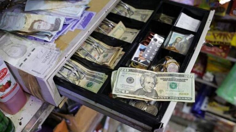 Economista augura un crecimiento estable pese a sanciones