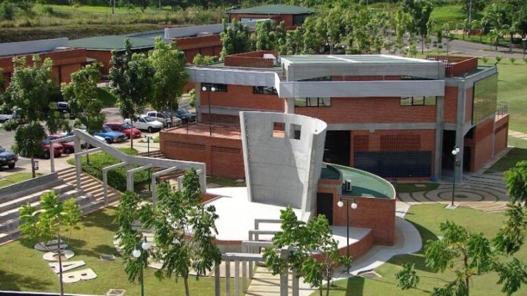 Vicerrector de la UCAB Guayana apuesta por la diversificación de programas universitarios