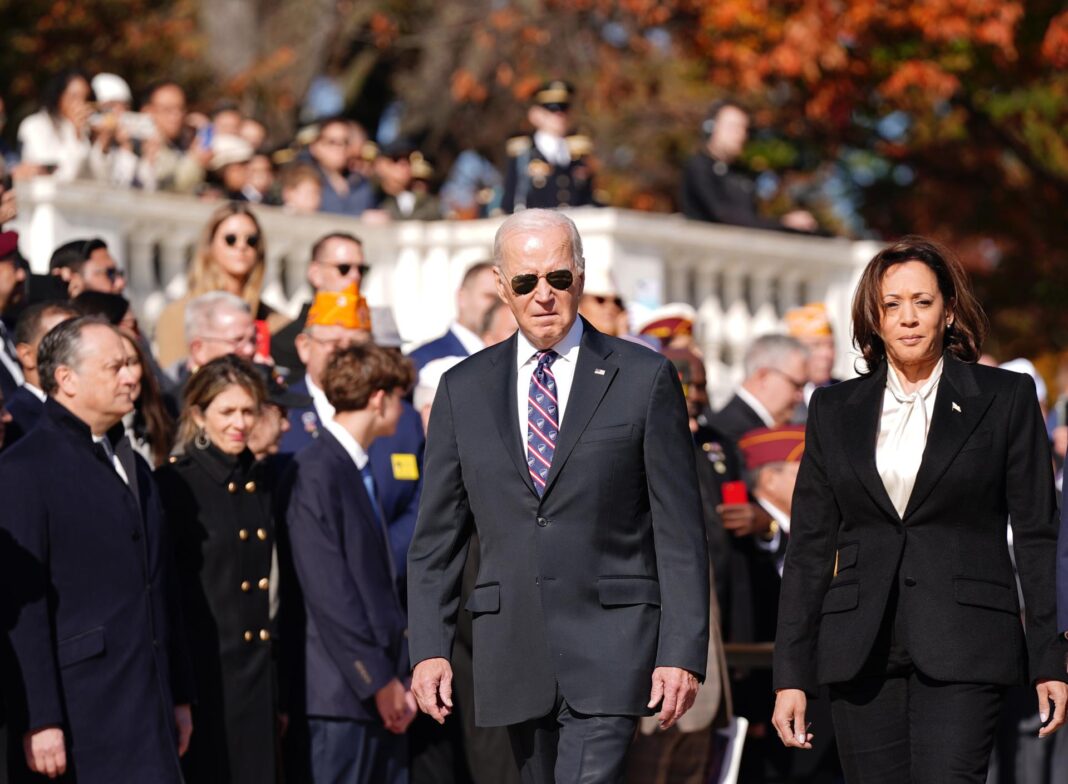 Joe Biden rinde honor a los veteranos
