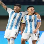 Argentina gana y se mantiene con esperanzas de clasificar