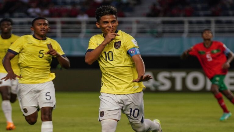 Ecuador logró mantenerse con vida