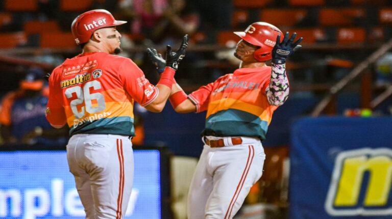 Cardenales pasó su escoba por el José Bernardo Pérez