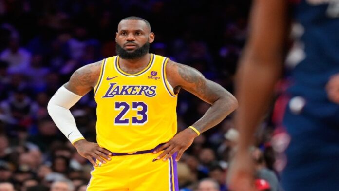 LeBron James logró nuevo récord histórico en la derrota de Lakers