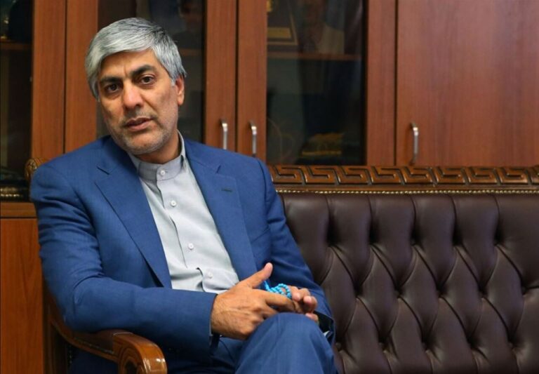Cesan a jefe de federación deportiva iraní porque una corredora no usó velo