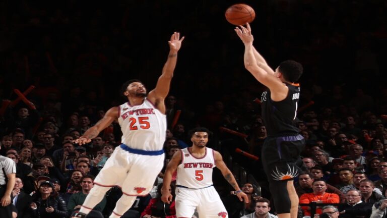 Booker sentenció a los Knicks en Nueva York