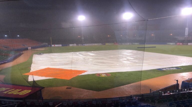 La lluvia impidió la acción de la LVBP en los estadios