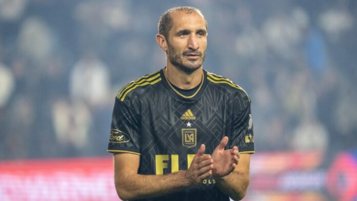 Chiellini anunció su retiro del fútbol