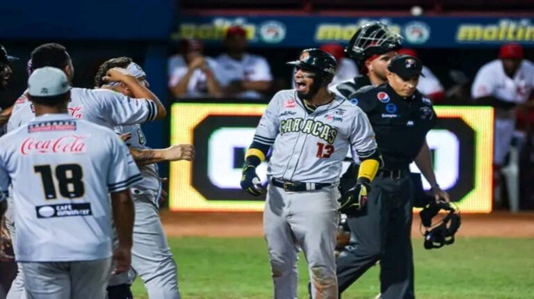 Leones del Caracas reafirmó su dominio en el año ante Magallanes
