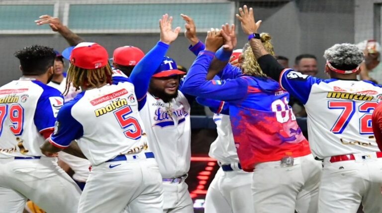Tiburones se quedó con el clásico capitalino y le dio una mano a Lara