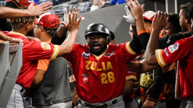Águilas del Zulia barrió a Leones