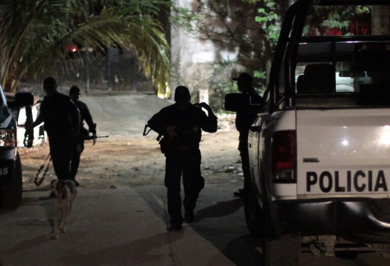 Ascienden a ocho los muertos por tiroteo en una fiesta de 15 años en México