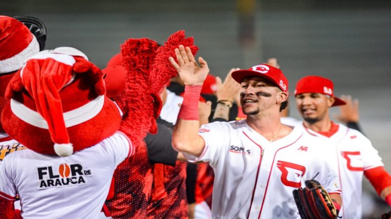 Cardenales le ganó la pulseada a Caracas por el primer lugar