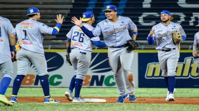 Magallanes barrió al Zulia y le propinó su quinta caída seguida