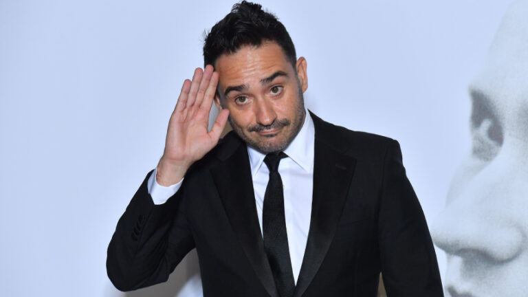 J.A. Bayona: Ver ‘La sociedad de la nieve’ en salas de cine es una experiencia inmersiva