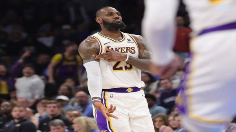 LeBron le regaló el fin de la mala racha a Lakers