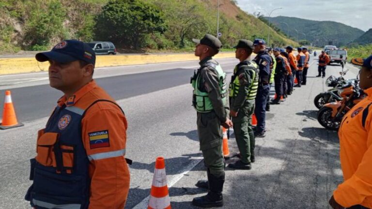 Depliegan dispositivos de seguridad en principales vías del país